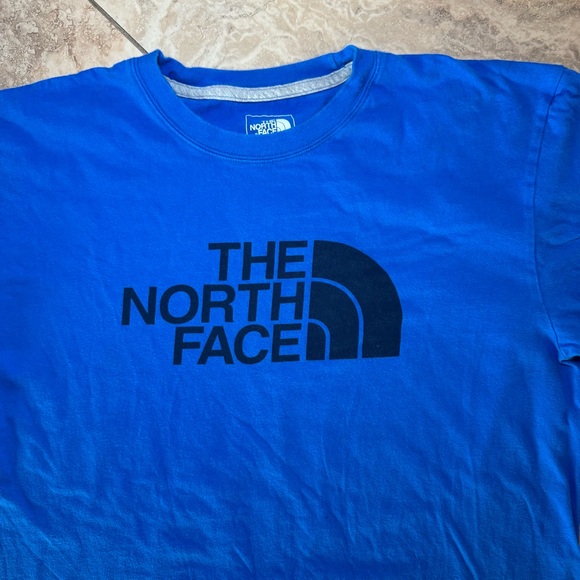 North Face Tee - Picture 3 of 4